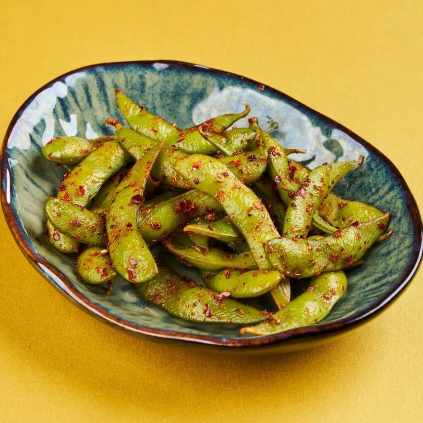 Acılı sousda edamame